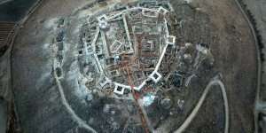Erzincan'da 2 bin 900 yıllık Altıntepe Kalesi açık hava müzesine dönüştürülüyor