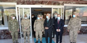İçişleri Bakan Yardımcısı Ersoy ve Jandarma Genel Komutanı Çetin, Elazığ'da ziyaretlerde bulundu