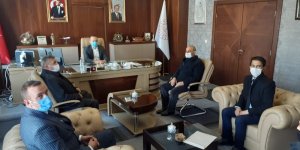 Şehit aileleri ve federasyon temsilcileri Ağrı Milli Eğitim Müdürü Tekin’le bir araya geldi