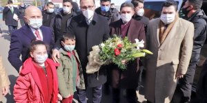 Gençlik ve Spor Bakanı Kasapoğlu, yatırım ve temaslar için Ağrı’da