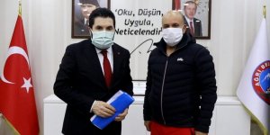 Ağrı Belediyesi'nden bin çocuğa kayak eğitimi