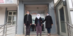 Elazığ'da aşı yaptıracak 75 yaş üstü vatandaşlara belediyeden araç tahsisi yapılıyor