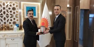 BİK Şube Başkanı Uluçamlıbel'den Ahlat Belediye Başkanı Çoban'a ziyaret