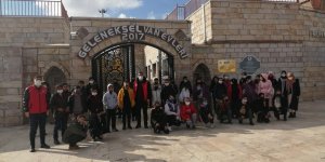 Hakkri ve Muş'tan gelen öğrenciler Van'ı gezdi