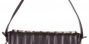 Flo'nun yeni sezon ürünleri vitrinlerde yerini aldı