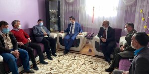 Kaymakam Dertlioğlu ve Başkan Sağlam'dan şehit ailelerine ziyaret