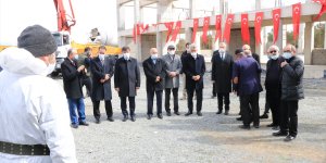 Erzincan Valisi Mehmet Makas, 1200 kişilik Terzibaba camisi ve külliyenin inşaatında temel atma törenine katıldı