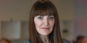 Whatsapp’tan gelen kadınlar günü hediyesi mesajlarına dikkat!