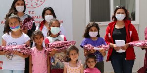 Elazığ'da resim, şiir ve kompozisyon yarışmasında başarılı olan depremzede çocuklara ödül verildi