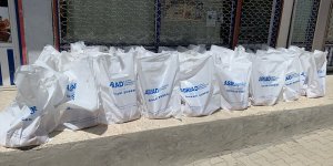 Hakkari'de ihtiyaç sahibi ailelere yardım