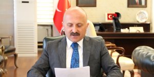 Ağrı Valisi Varol, çocuklar için masal okudu