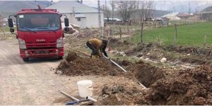 Konakkuran Belediyesi ekipleri, içme suyu şebekesindeki arızayı giderdi