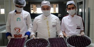 Ramazan'ın gelmesiyle mor baklava siparişi kadayıf dolmasını solladı