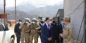 Bitlis Valisi Çağatay'dan güvenlik güçlerine moral ziyareti