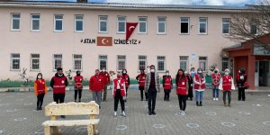 Türk Kızılay'ı Bayrampaşa Kadın Kolları'ndan Van'a ısıtan ziyaret