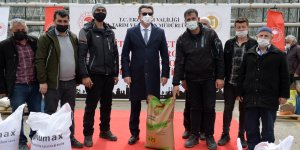 Erzurum'da çiftçilere yem bitkisi tohumu dağıtıldı