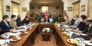 Doğubayazıt'ta Covid-19 Değerlendirme Toplantısı düzenlendi