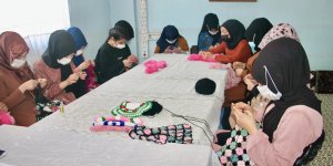 Ağrı'da "Geleneksel El Sanatları" kursu gelinlik kızların çeyiz kapısı oldu