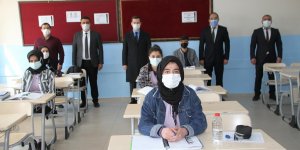 Kaymakam Demirer'den sınavlara hazırlanan öğrencilere ziyaret