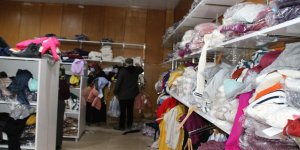 Varto'da ihtiyaç sahibi 4 bin kişiye giyim yardımı