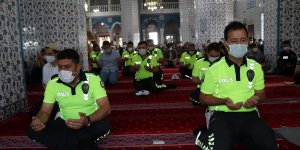 Iğdır'da terör saldırısında şehit olan özel harekat polisi için mevlit okutuldu