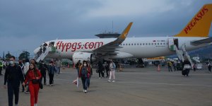 Gazipaşa-Alanya Havalimanı, Pegasus'un Kiev'den gelen ilk uçuşunu karşıladı