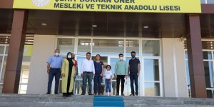 Gürpınar Belediyesinden okul kütüphanelerine kitap desteği