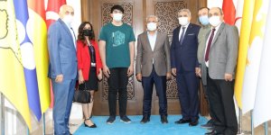 Başkan Güder dünya birincisi Balaban'ı ağırladı