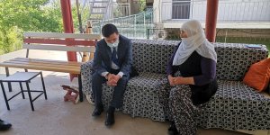 Baskil Kaymakamı Yılmaz, şehit ailelerini ziyaret etti