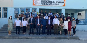 Ağrı Milli Eğitim Müdürü Tekin, öğretmenlerin davetini kırmayarak sürpriz yaptı