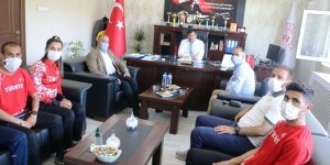 İl Müdürü Çalgan sporcuları tebrik etti