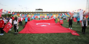 Ağrı’da İstiklal Marşı Coşku ile okundu