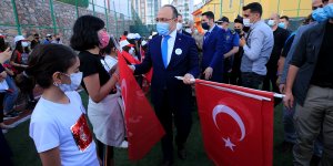 Diyarbakır, Siirt, Elazığ ve Mardin'de saat 19.19'da İstiklal Marşı okundu