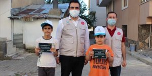 'Avrupa'dan Türkiye'ye Gönül Köprüsü' projesiyle Bingöllü çocukları sevindirdiler