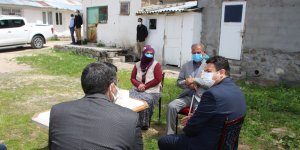 Kaymakam Avcı'dan Kıbrıs gazisine madalya