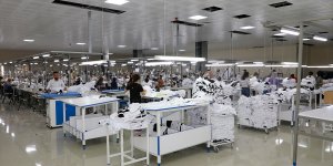 Van'da üretilen tekstil ürünleri Almanya ve İtalya'ya gönderiliyor