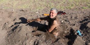 Şifayı kum banyosunda buluyorlar