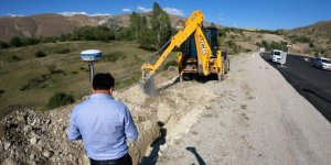 Yalnızbağ ve Esentepe mahalleri içme suyu hatları yenilendi