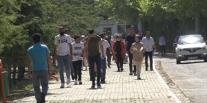 Deprem yaşayan Bingöl'de öğrencilerin sınav heyecanı