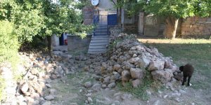 Deprem en çok Elazığ'ı etkiledi, hasar gün ağarınca ortaya çıktı