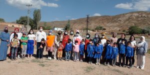 Doğubayazıt'ta "Etkinlikbüs'' ekibi öğrencilerle bir araya geldi