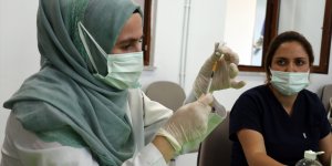 Ağrı'da Tekstilkent'te mobil ekipler Kovid-19 aşısı uygulamasına başladı