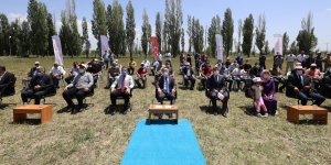 Ağrı'da törenle çiftçilere kaz yetiştiriciliği makine ve ekipmanları dağıtıldı