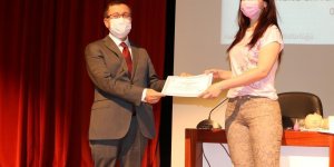 Yeni Doğan Canlandırma Programı'na katılanlara sertifika