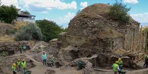 Elazığ'da tarihi hamamda restorasyon çalışmaları başladı