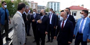 Bakanlar Dönmez ile Varank, Ağrı Valisi Varol'u ziyaret etti