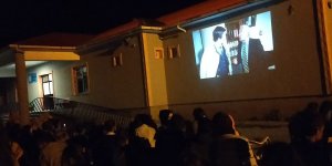 Sarıkamış Karapınar İlk ve Ortaokulu Yöneticilerinden açık havada sinema keyfi