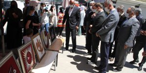 Malazgirt'te yılsonu sergisi açıldı