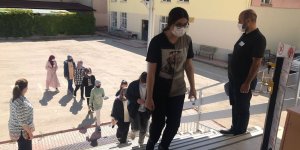 Elazığ'da pandemi tedbirleri altında LGS heyecanı