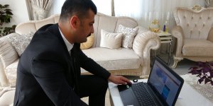 Ercişli iş adamı VLP aşısı için gönüllü oldu